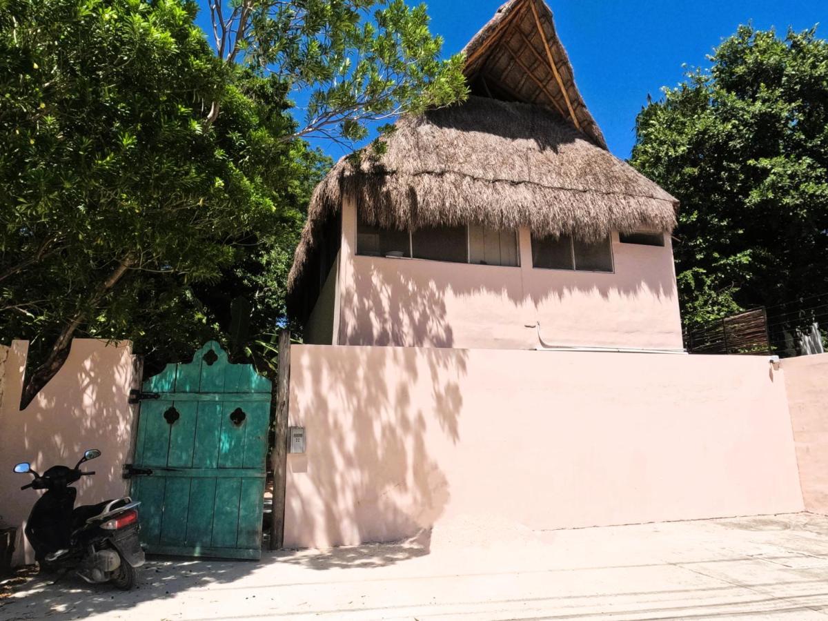 Maui Hostels Tulum Exterior foto